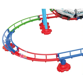 Igrače Železniškega Vozila Različnih Tri-Dimenzionalni Železniški Vozni Avto Z Lahkih Električnih Simulacije Vlak Otrok Zbiranje Igrač