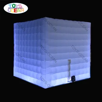Barvita napihljivi LED photo booth kocka za prodajo