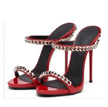 Zapatos mujer visoke pete sandala duševno verige dekoracijo open toe super visoke tanke pete ženske rdeča črna bela petah copate